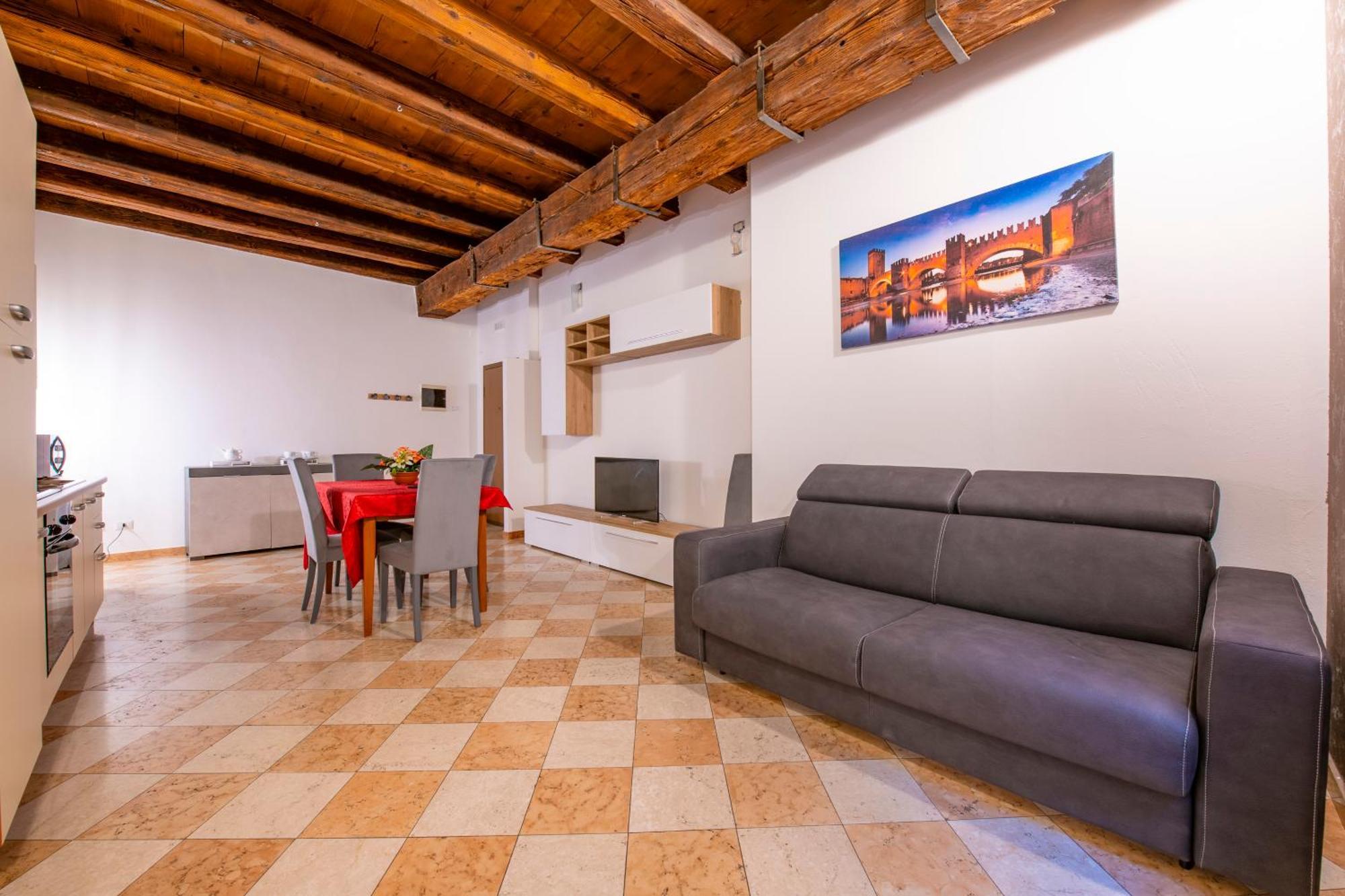 Palace Home Mazzini Verona Center 1 מראה חיצוני תמונה
