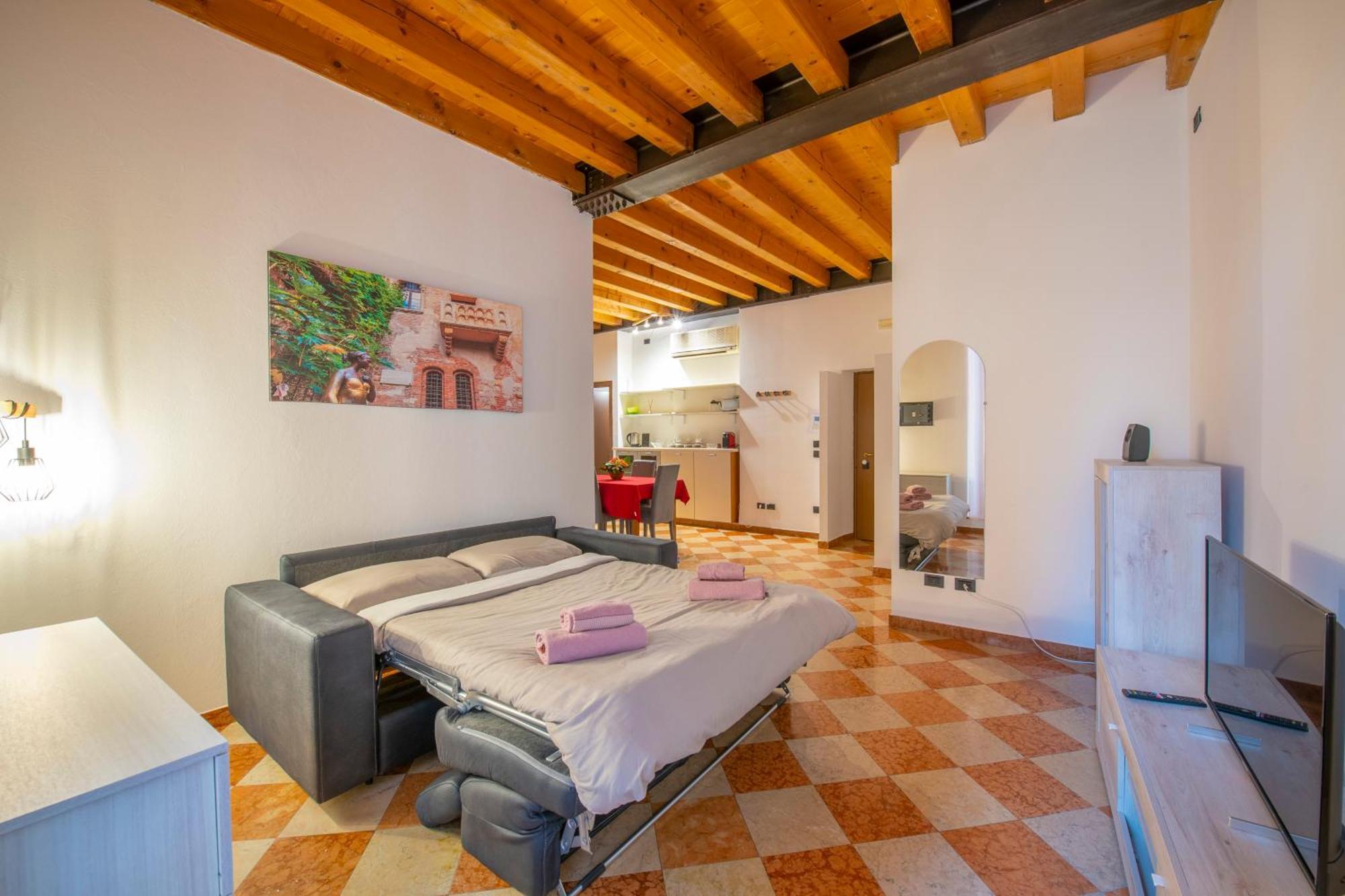 Palace Home Mazzini Verona Center 1 מראה חיצוני תמונה