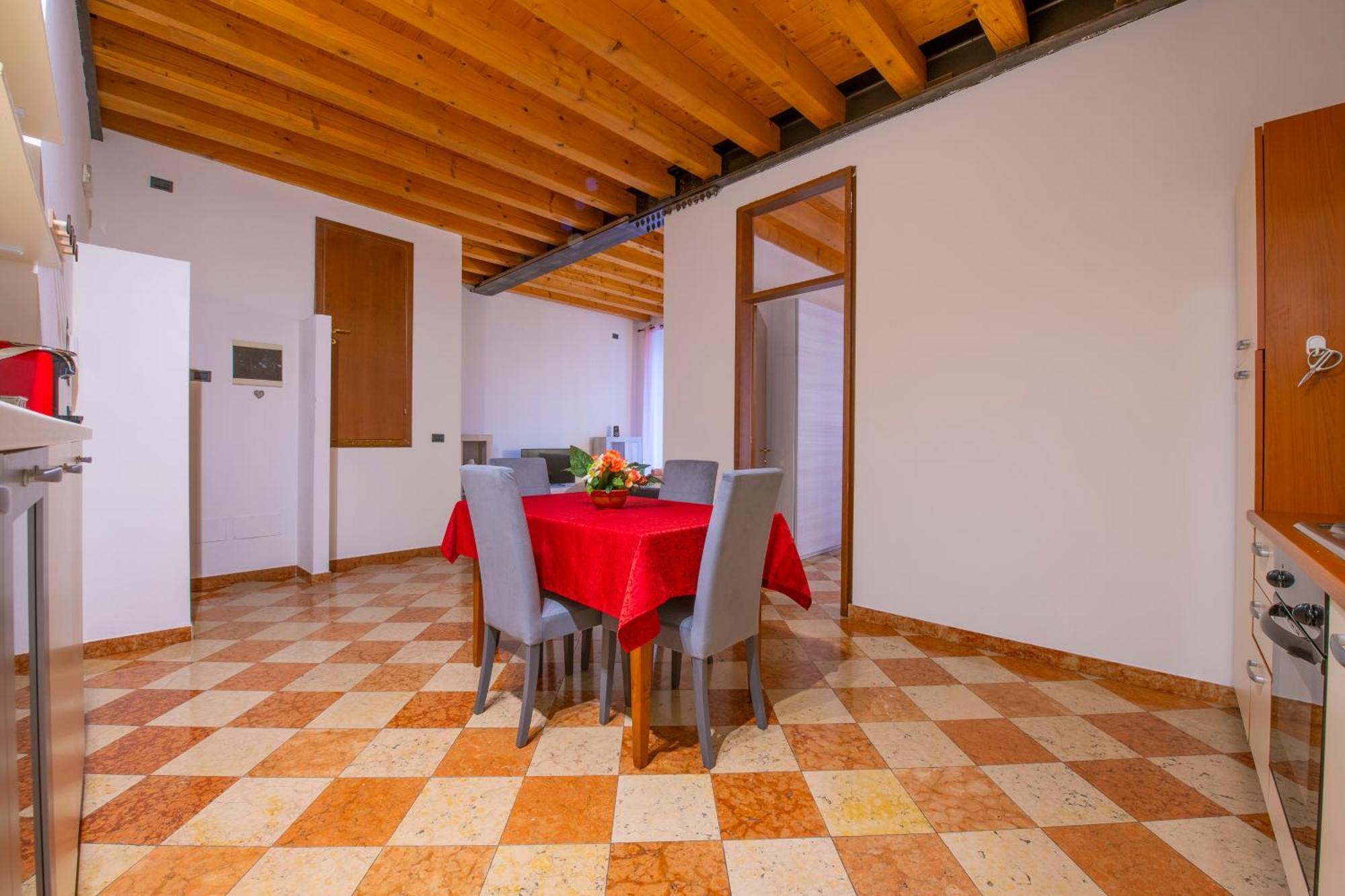 Palace Home Mazzini Verona Center 1 מראה חיצוני תמונה