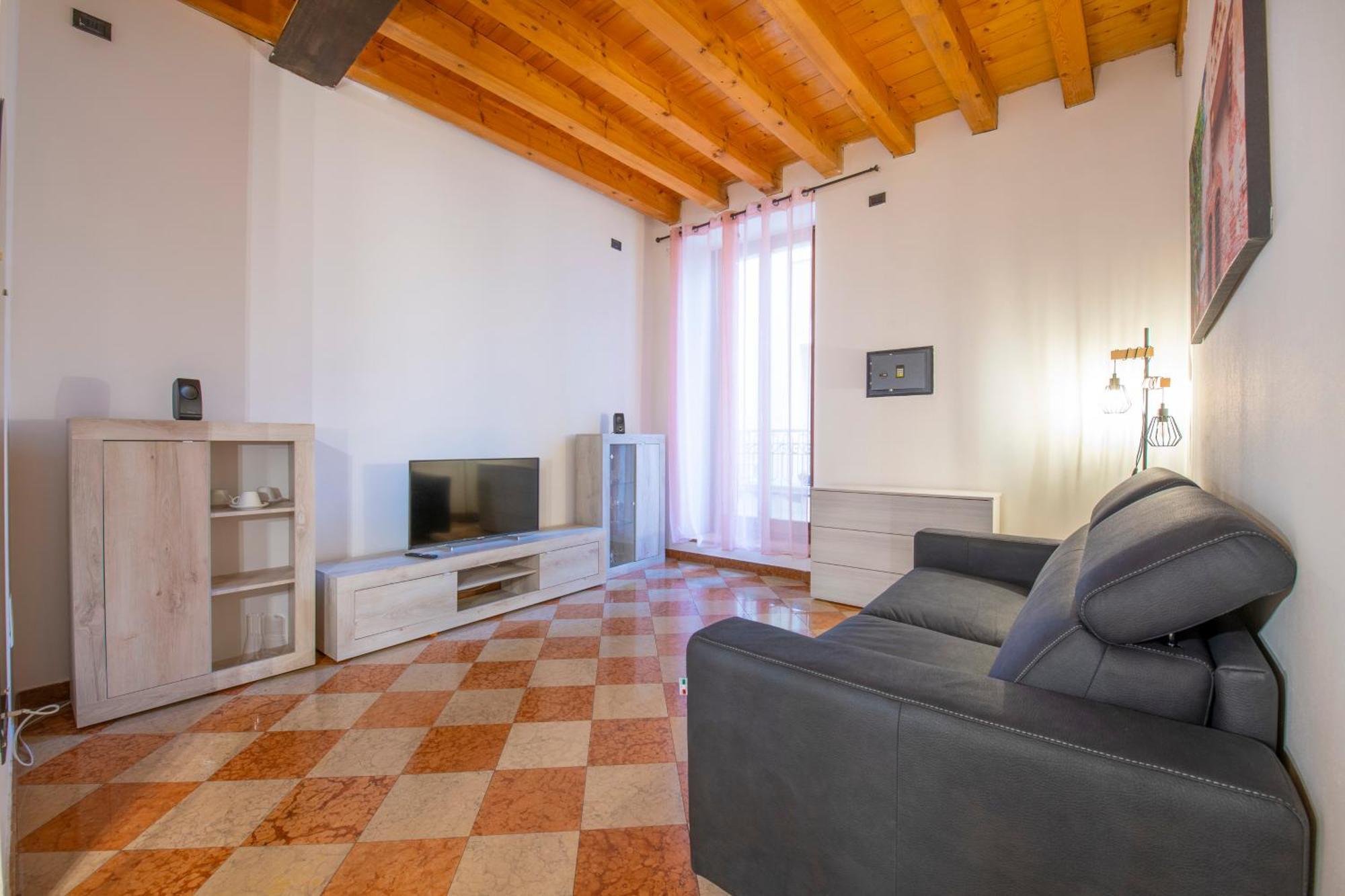 Palace Home Mazzini Verona Center 1 מראה חיצוני תמונה